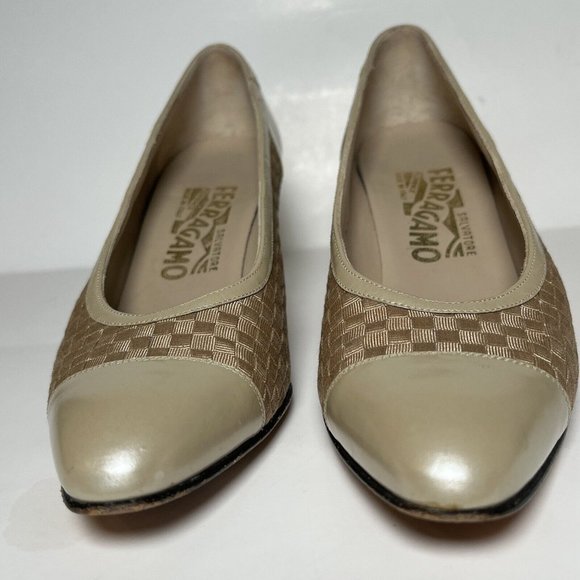 Salvatore Ferragamo Cream and Tan Woven Heels - Picture 5 of 16